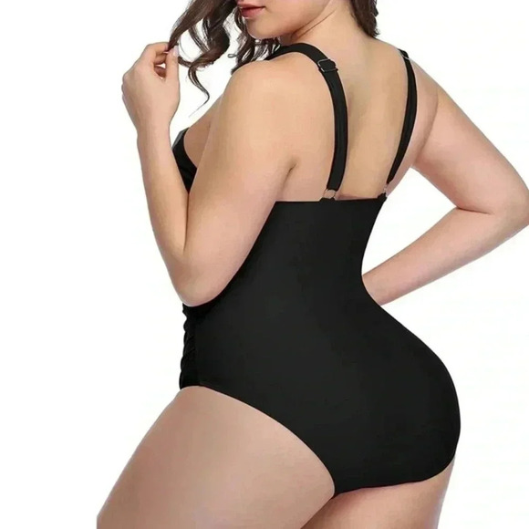 Michael-Michael Kors Black Keyhole One-Piece Swimsuit sz 22 W - Picture 13 of 14